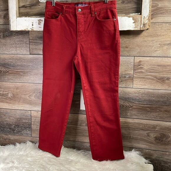 GLORIA VANDERBILT Women’s Amanda Jeans Petite Size 6P Dark Red Straight Leg - Picture 2 of 8